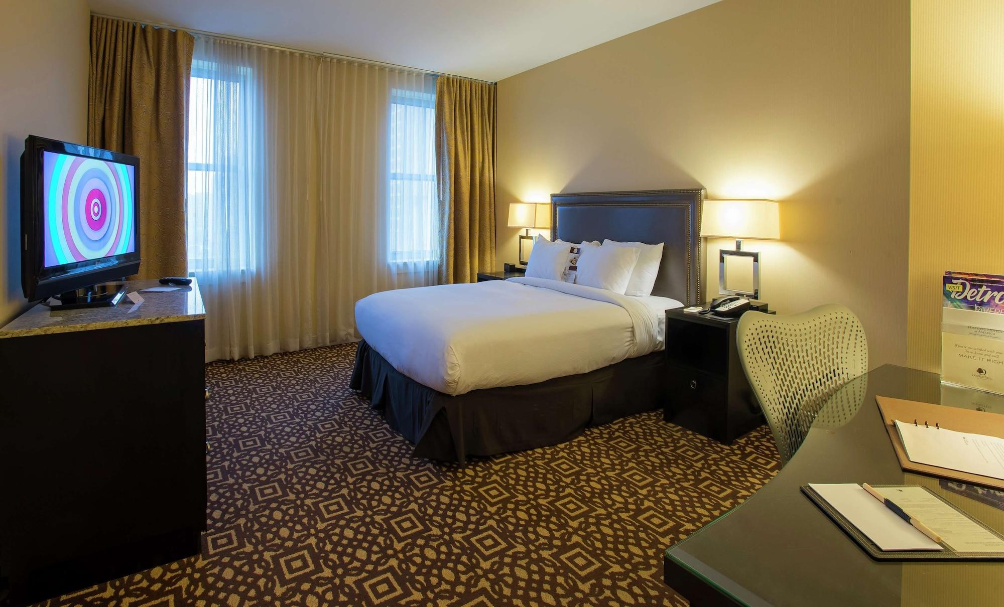Doubletree Suites By Hilton Hotel Detroit Downtown - Fort Shelby Екстериор снимка